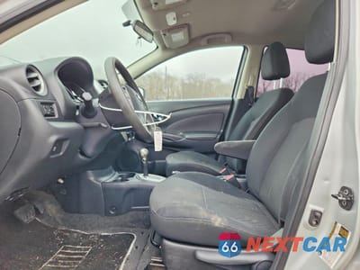 Zdjęcie 8 z 13 samochodu: 2015 NISSAN VERSA 1.6 SV VIN:3N1CN7AP3FL870214 - miniatura