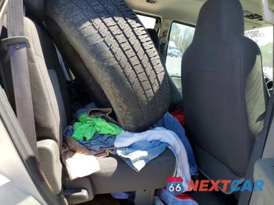 Zdjęcie 11 z 12 samochodu: 2006 FORD EXPEDITION XLT VIN:1FMPU15546LA88566 - miniatura