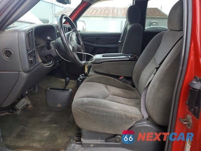 Zdjęcie 7 z 11 samochodu: 2004 CHEVROLET SILVERADO K1500 VIN:1GCEK19T34E201970 - miniatura