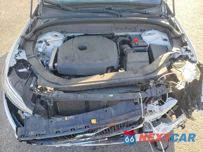 Zdjęcie 11 z 11 samochodu: 2020 VOLVO XC60 T5 MOMENTUM VIN:YV4102RK0L1565347 - miniatura