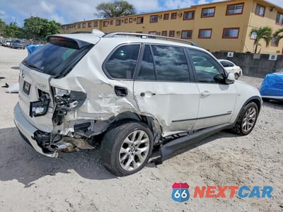 Trzecie zdjęcie samochodu z tyłu: 2012 BMW X5 XDRIVE35I VIN:5UXZV4C58CL991442 - miniatura