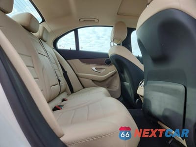 Zdjęcie 10 z 12 samochodu: 2020 MERCEDES-BENZ C 300 4MATIC VIN:WDDWF8EB9LR555813 - miniatura