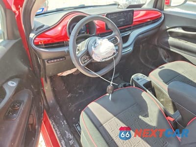 Zdjęcie 8 z 11 samochodu: 2024 FIAT 500 E RED VIN:ZFAFFAA48RX209773 - miniatura