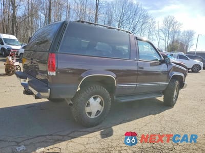 Trzecie zdjęcie samochodu z tyłu: 1997 CHEVROLET TAHOE K1500 VIN:3GNEK18R8VG190200 - miniatura