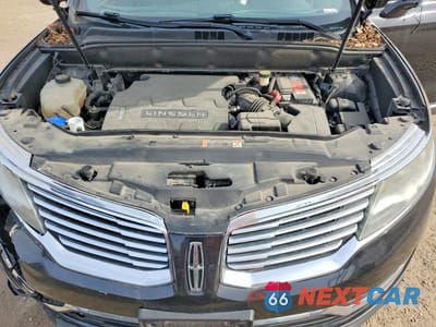 Zdjęcie 12 z 12 samochodu: 2017 LINCOLN MKX RESERVE VIN:2LMPJ8LR4HBL21344 - miniatura