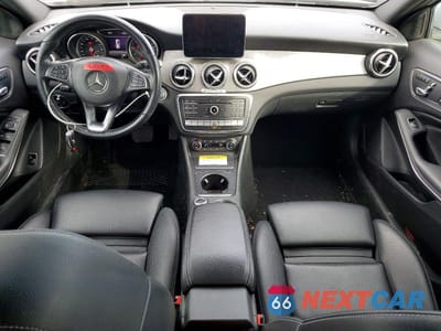 Zdjęcie 8 z 11 samochodu: 2019 MERCEDES-BENZ GLA 250 4MATIC VIN:WDCTG4GB7KJ586839 - miniatura