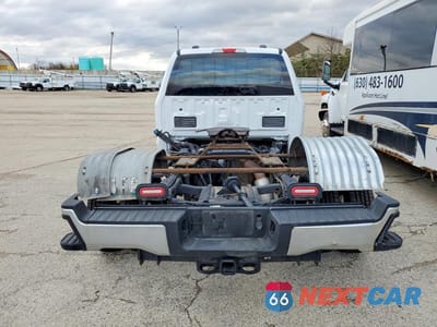 Zdjęcie 6 z 13 samochodu: 2024 FORD F350 SUPER DUTY TRUCK CAB AND CHASSIS VIN:1FT8W3DT3REE10699 - miniatura