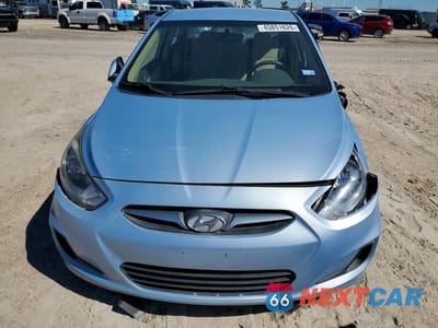 Piąte zdjęcie samochodu w środku: 2014 HYUNDAI ACCENT GLS VIN:KMHCT4AE9EU616717 - miniatura