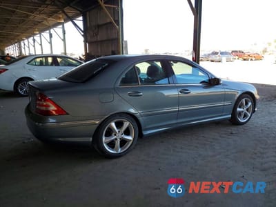 Trzecie zdjęcie samochodu z tyłu: 2006 MERCEDES-BENZ C 230 VIN:WDBRF52H36A914556 - miniatura