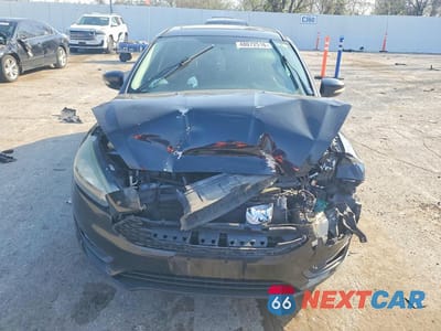 Piąte zdjęcie samochodu w środku: 2015 FORD FOCUS SE VIN:1FADP3K22FL255422 - miniatura