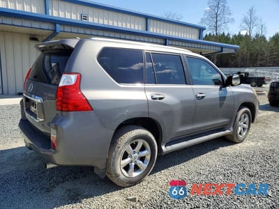 Trzecie zdjęcie samochodu z tyłu: 2011 LEXUS GX 460 BASE VIN:JTJBM7FX5B5021472 - miniatura