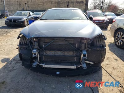 Piąte zdjęcie samochodu w środku: 2017 BMW M6 GRAN COUPE VIN:WBS6E9C55HG437379 - miniatura