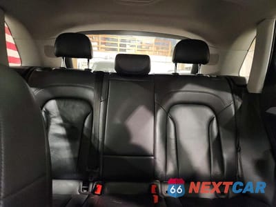 Zdjęcie 10 z 13 samochodu: 2016 AUDI Q3 PRESTIGE VIN:WA1GFCFS2GR012416 - miniatura