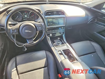 Zdjęcie 8 z 13 samochodu: 2019 JAGUAR XE PREMIUM VIN:SAJAD4FX9KCP49094 - miniatura