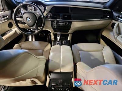 Zdjęcie 8 z 14 samochodu: 2013 BMW X6 XDRIVE35I VIN:5UXFG2C54DL787160 - miniatura