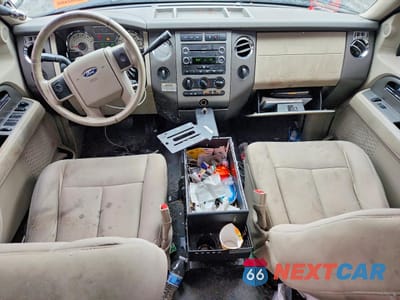 Zdjęcie 8 z 13 samochodu: 2009 FORD EXPEDITION EL XLT VIN:1FMFK16579LA00453 - miniatura