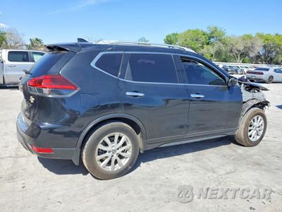 Trzecie zdjęcie samochodu z tyłu: 2020 NISSAN ROGUE S VIN:JN8AT2MT6LW003258 - miniatura