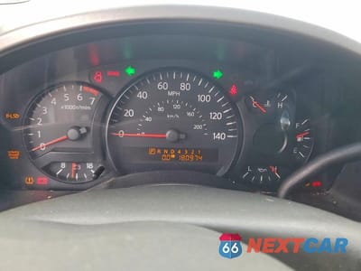 Zdjęcie 9 z 11 samochodu: 2004 NISSAN TITAN XE VIN:1N6AA06B04N514348 - miniatura