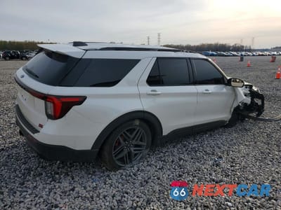 Trzecie zdjęcie samochodu z tyłu: 2025 FORD EXPLORER ST-LINE VIN:1FMUK7KH4SGC05317 - miniatura