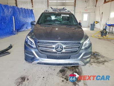 Piąte zdjęcie samochodu w środku: 2019 MERCEDES-BENZ GLE 400 4MATIC VIN:4JGDA5GB3KB217189 - miniatura