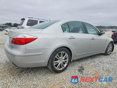 Trzecie zdjęcie samochodu z tyłu: 2011 HYUNDAI GENESIS 4.6L V8 VIN:KMHGC4DFXBU128636 - miniatura