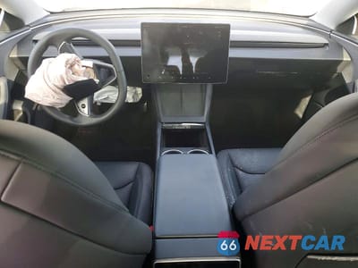 Zdjęcie 8 z 11 samochodu: 2025 TESLA MODEL 3 VIN:5YJ3E1EA0SF023966 - miniatura