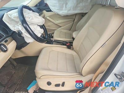 Zdjęcie 7 z 12 samochodu: 2016 VOLKSWAGEN PASSAT SE VIN:1VWBT7A30GC067415 - miniatura