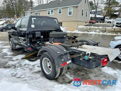 Drugie zdjęcie samochodu z przodu: 2022 RAM 3500 VIN:3C7WRTCL6NG277362 - miniatura