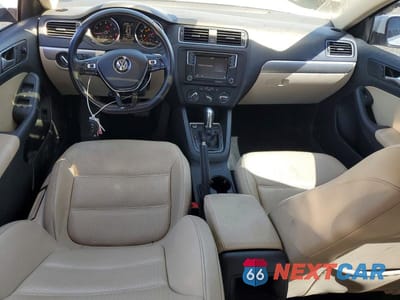 Zdjęcie 8 z 12 samochodu: 2017 VOLKSWAGEN JETTA SE VIN:3VWDB7AJ2HM255198 - miniatura
