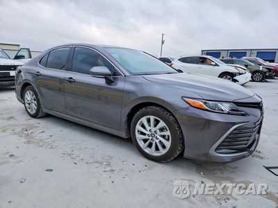 Czwarte zdjęcie samochodu z boku: 2024 TOYOTA CAMRY LE VIN:4T1R11AK4RU221046 - miniatura