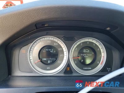 Zdjęcie 9 z 11 samochodu: 2012 VOLVO S60 T5 VIN:YV1622FS1C2044763 - miniatura