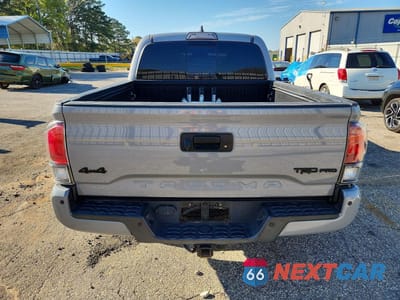 Zdjęcie 6 z 12 samochodu: 2017 TOYOTA TACOMA TRD PRO VIN:5TFCZ5AN5HX073149 - miniatura
