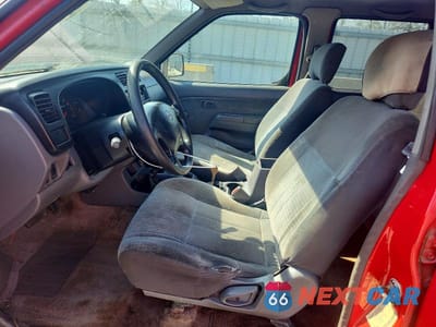 Zdjęcie 7 z 12 samochodu: 2000 NISSAN FRONTIER XE VIN:1N6ED27Y7YC321400 - miniatura