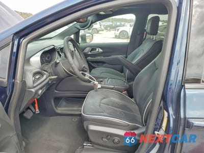 Zdjęcie 7 z 13 samochodu: 2025 CHRYSLER PACIFICA LIMITED VIN:2C4RC1GG0SR608262 - miniatura