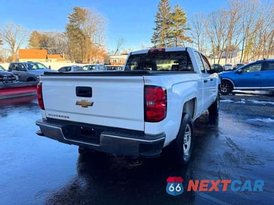 Trzecie zdjęcie samochodu z tyłu: 2014 CHEVROLET SILVERADO K1500 VIN:1GCVKPEH0EZ368415 - miniatura