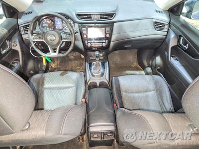 Zdjęcie 8 z 15 samochodu: 2018 NISSAN ROGUE SV VIN:JN8AT2MV7JW309545 - miniatura