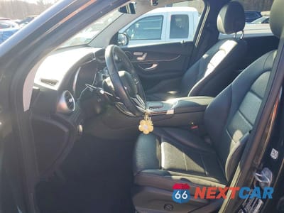 Zdjęcie 7 z 13 samochodu: 2021 MERCEDES-BENZ GLC 300 4MATIC VIN:W1N0G8EB7MF887791 - miniatura