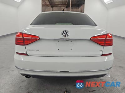 Zdjęcie 6 z 12 samochodu: 2016 VOLKSWAGEN PASSAT SE VIN:1VWBT7A38GC010945 - miniatura