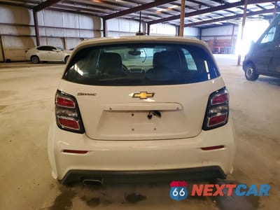 Zdjęcie 6 z 12 samochodu: 2020 CHEV SONIC VIN:1G1JG6SB1L4106397 - miniatura