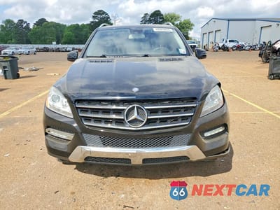 Piąte zdjęcie samochodu w środku: 2015 MERCEDES-BENZ ML 350 VIN:4JGDA5JB1FA450721 - miniatura