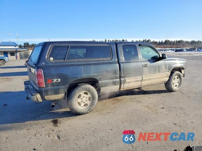 Trzecie zdjęcie samochodu z tyłu: 2003 CHEVROLET SILVERADO K1500 VIN:2GCEK19T631182220 - miniatura
