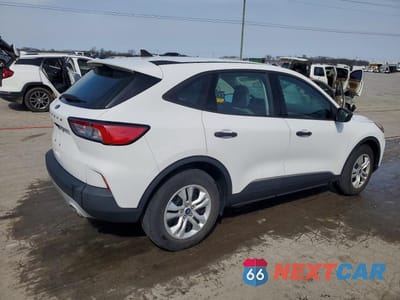 Trzecie zdjęcie samochodu z tyłu: 2022 FORD ESCAPE S VIN:1FMCU0F62NUB51267 - miniatura