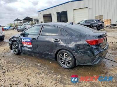 Drugie zdjęcie samochodu z przodu: 2023 KIA FORTE LXS VIN:3KPF24AD0PE594376 - miniatura