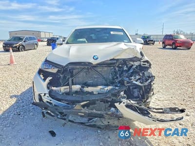 Piąte zdjęcie samochodu w środku: 2026 BMW X6 XDRIVE40I VIN:5UX33EX08T9297010 - miniatura