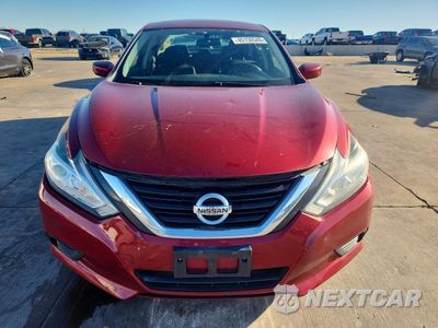 Piąte zdjęcie samochodu w środku: 2018 NISSAN ALTIMA 2.5 S VIN:1N4AL3AP9JC246088 - miniatura