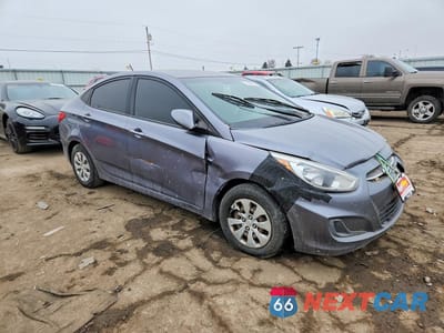 Czwarte zdjęcie samochodu z boku: 2017 HYUNDAI ACCENT SE VIN:KMHCT4AEXHU195997 - miniatura