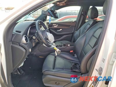 Zdjęcie 7 z 12 samochodu: 2021 MERCEDES-BENZ GLC 300 VIN:W1N0G8EB1MF909509 - miniatura