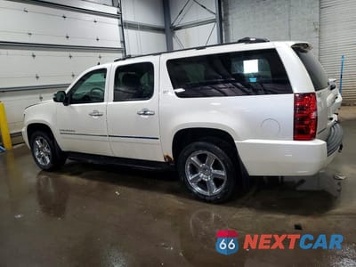 Drugie zdjęcie samochodu z przodu: 2012 CHEVROLET SUBURBAN K1500 LTZ VIN:1GNSKKE71CR201496 - miniatura