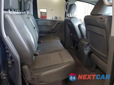 Zdjęcie 10 z 13 samochodu: 2006 NISSAN TITAN XE VIN:1N6AA07B56N567760 - miniatura