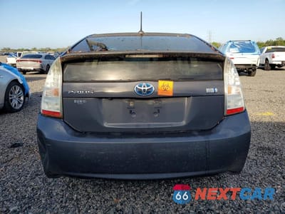 Zdjęcie 6 z 12 samochodu: 2011 TOYOTA PRIUS FOUR VIN:JTDKN3DUXB1419253 - miniatura
